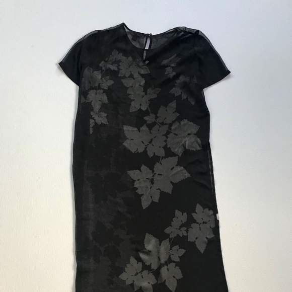 🍁 Vince Camuto Sheer Black Floral Tunic Top - Picture 6 of 8